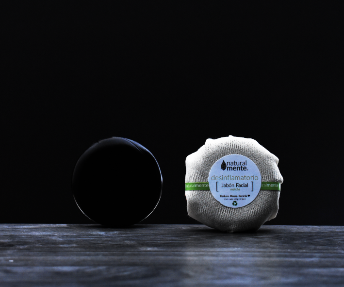 NATURALMENTE Jabón Facial Desinflamatorio Matcha 85 gr.